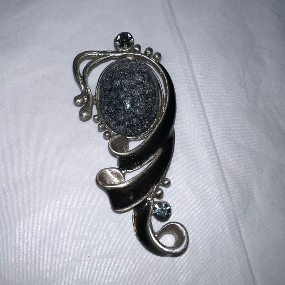 Vintage Silver Tone and Enamel Gray Sunstone Pendant